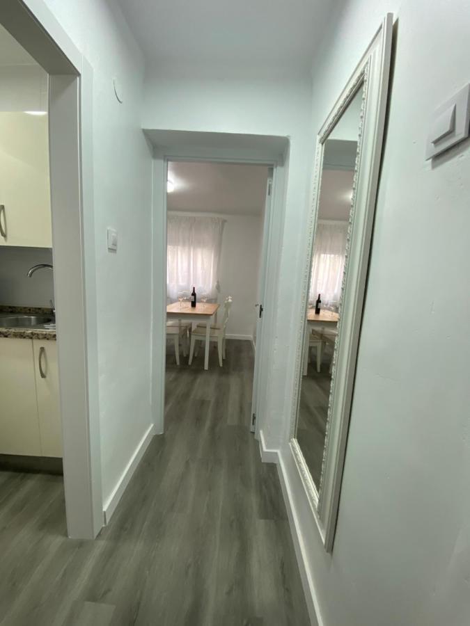 Piso Junto Al Hospital Macarena Apartment Sevilla Bagian luar foto