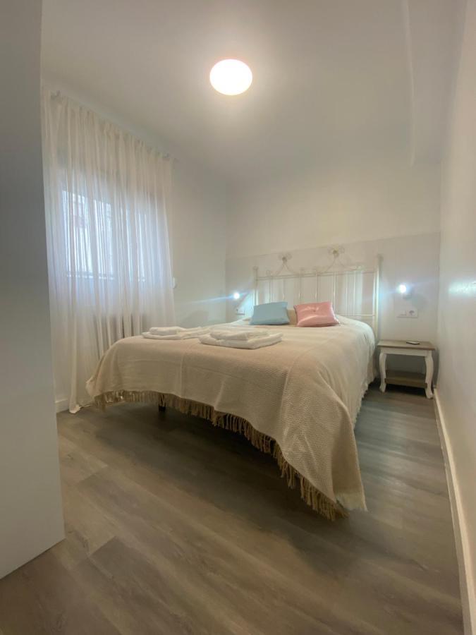 Piso Junto Al Hospital Macarena Apartment Sevilla Bagian luar foto