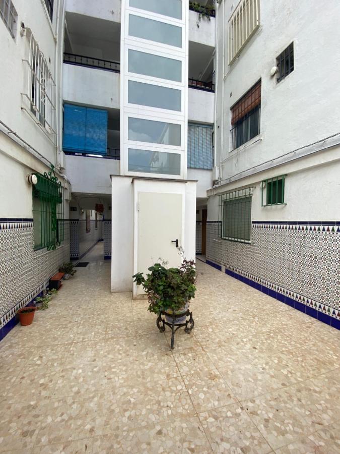 Piso Junto Al Hospital Macarena Apartment Sevilla Bagian luar foto